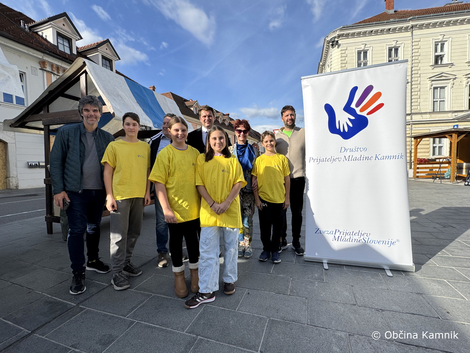 Društvo prijateljev mladine Kamnik na Glavnem trgu (6)